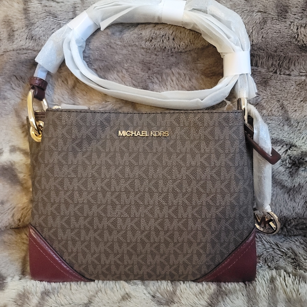 Michael Kors Crossbody Purse